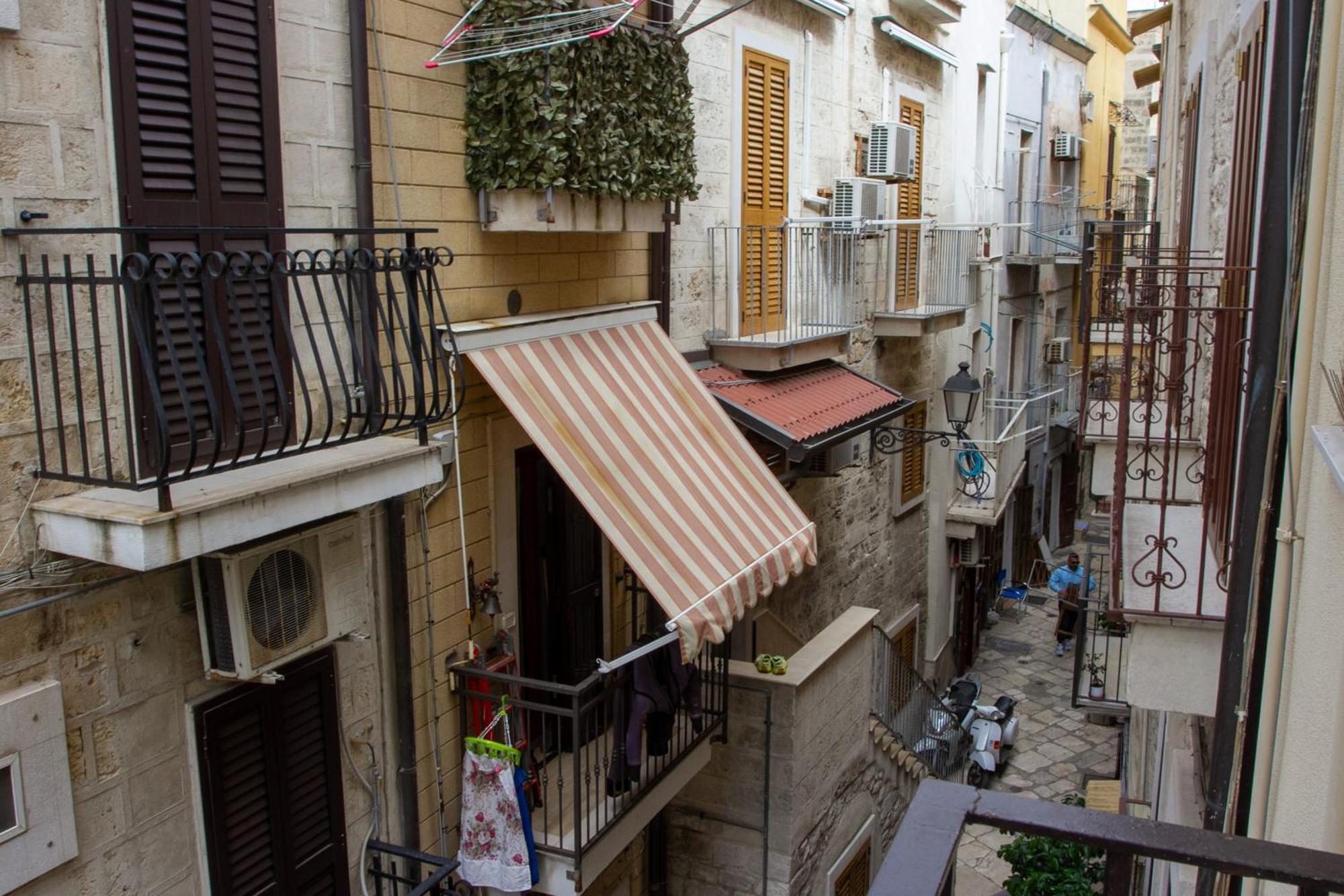 Bari In Un Click Apartment Exterior photo
